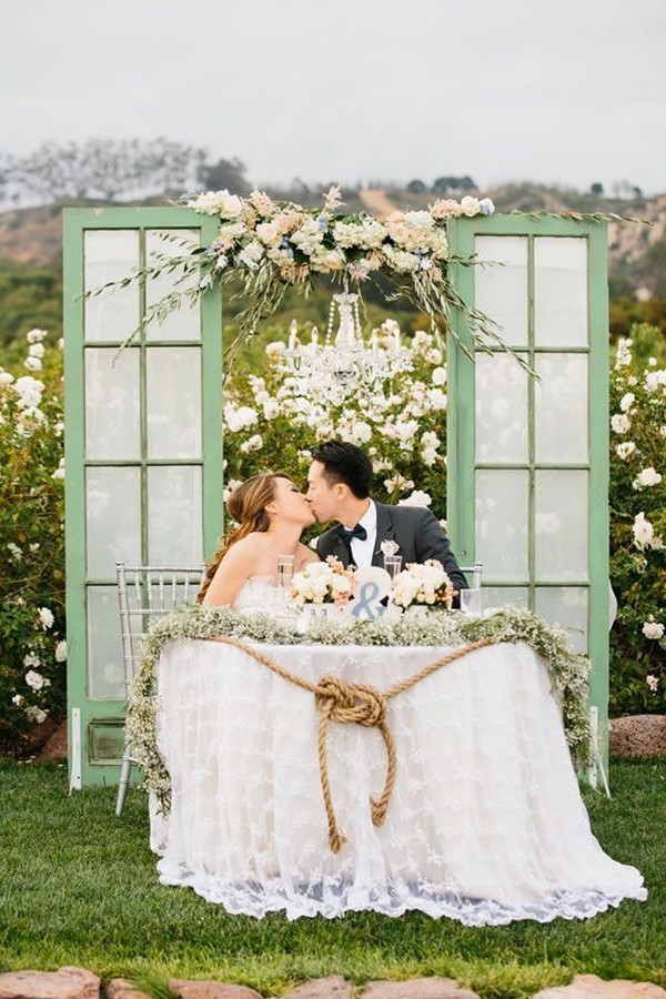 18 Vintage Wedding Sweetheart Table Decoration Ideas - EmmaLovesWeddings
