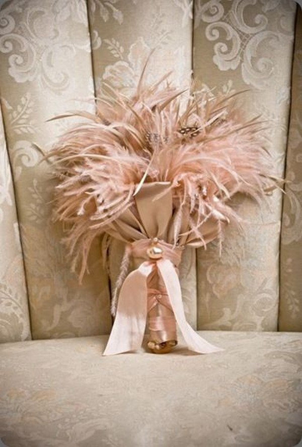 12 Unique Wedding Bouquet Ideas with Feathers - EmmaLovesWeddings