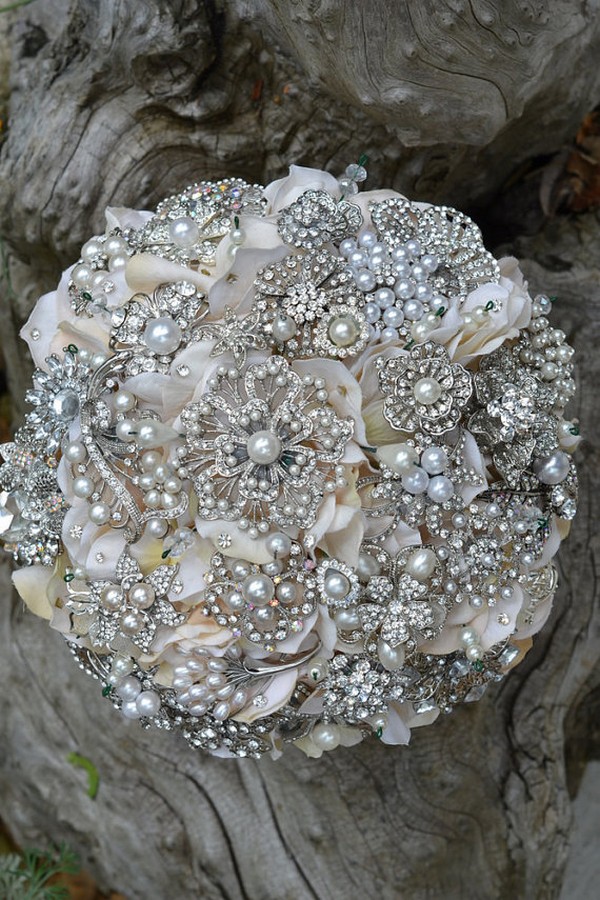 silver vintage brooch bouquet with pearls