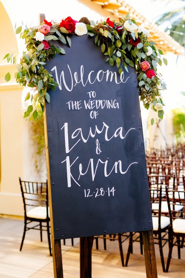 chalkboard wedding sign ideas with floral