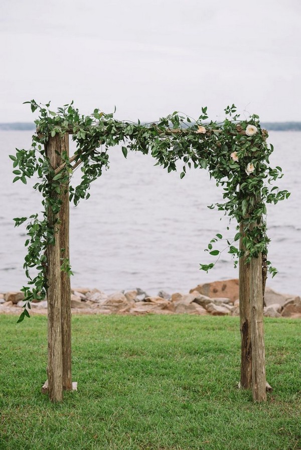 greenery wedding alter for a lakeside wedding