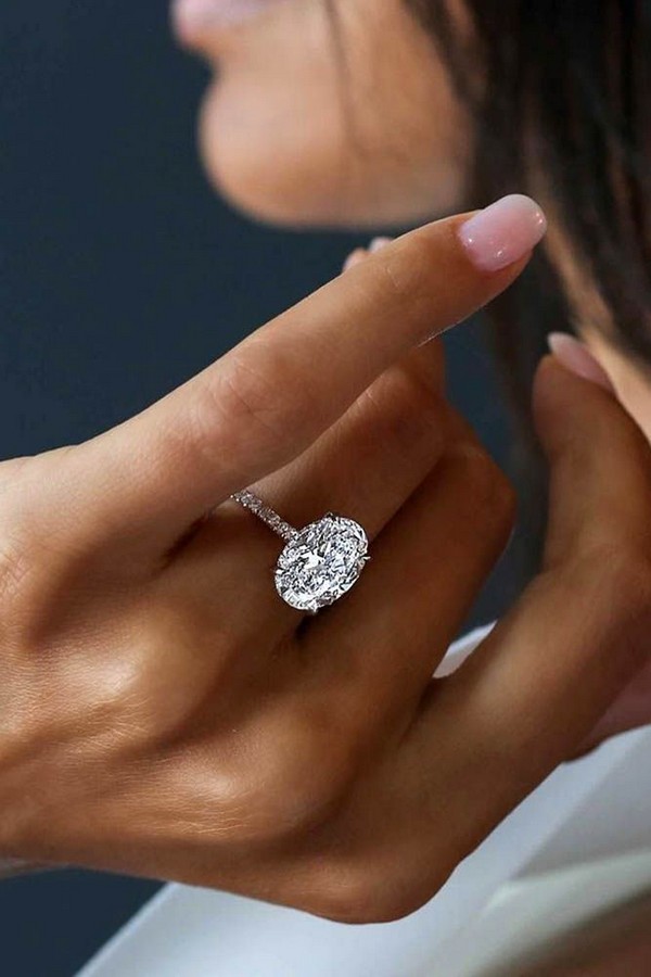 oval diamond wedding engagement ring