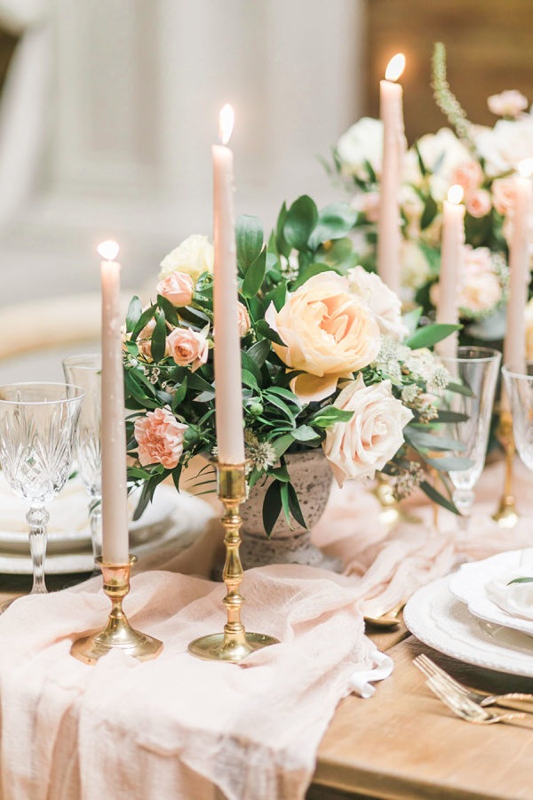 vintage blush pink and gold wedding centerpiece ideas for spring 2019