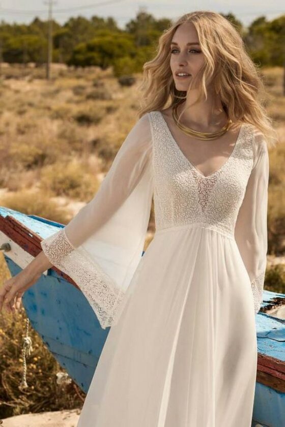 20 Gorgeous Boho Wedding Dresses To Get Inspired In 2022