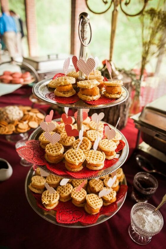 delicious fall wedding reception food ideas - EmmaLovesWeddings