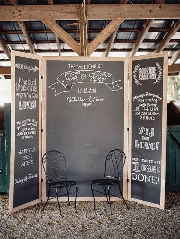 rustic chalkboard wedding photo booth ideas
