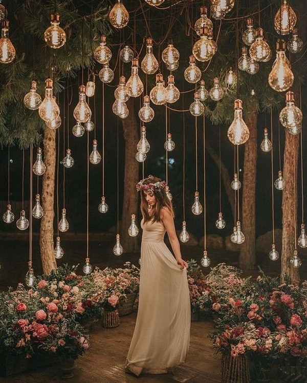 whimsical wedding photo ideas with lights