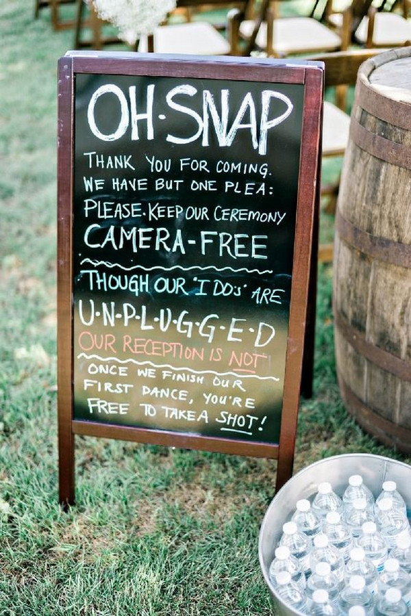 rustic outdoor wedding sign ideas