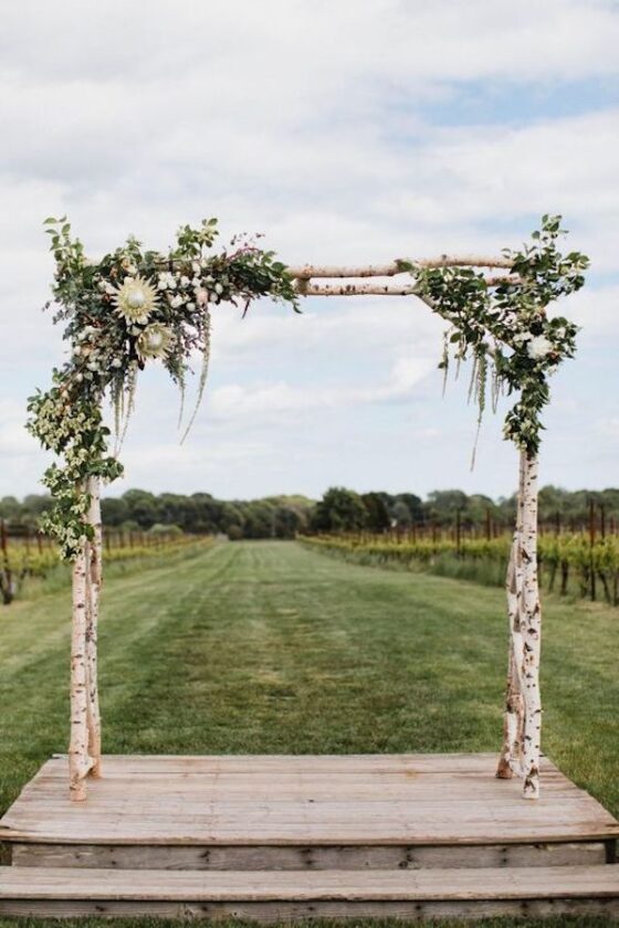 26 Gorgeous Backyard Wedding Arch Ideas To Steal
