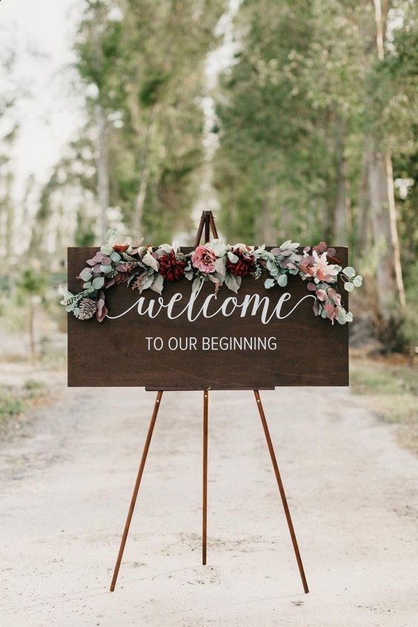 wedding welcome sign ideas with floral