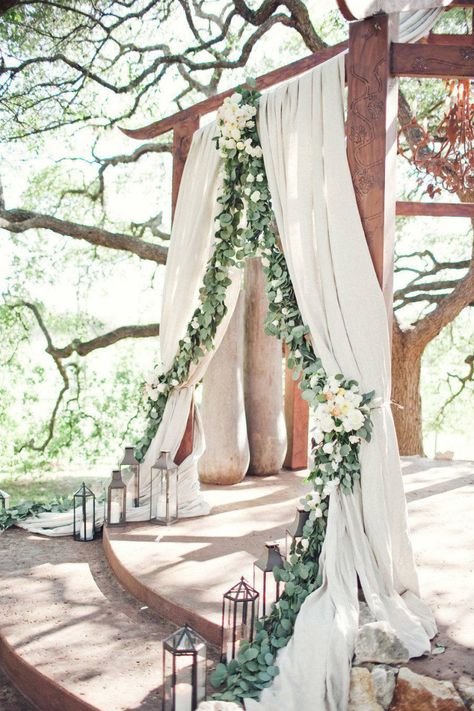 Stylish Wedding Arch Ideas For Every Season 11