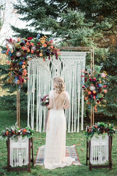 Stylish Wedding Arch Ideas For Every Season 43
