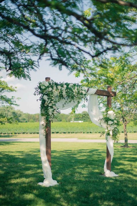 Stylish Wedding Arch Ideas For Every Season 6