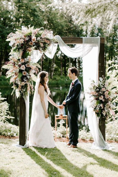 Stylish Wedding Arch Ideas For Every Season16