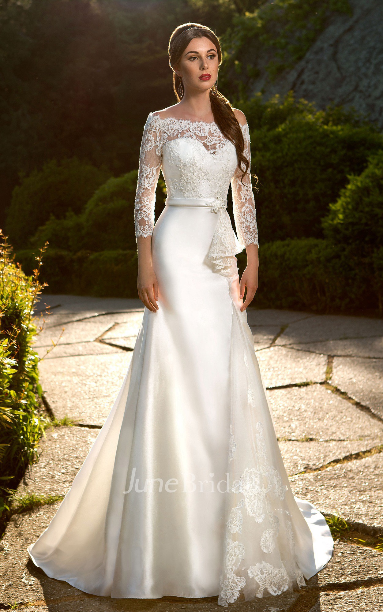 ️ 38+ Modern Yet Traditional Mexican Wedding Dress Ideas - Emma Loves ...