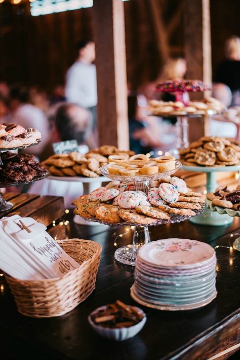Wedding Dessert Table Ideas That Will Inspire You