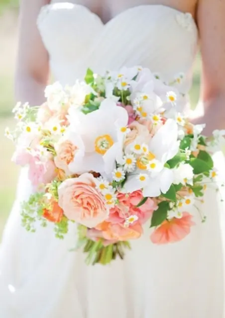 Effortless Ideas To Use Chamomile Daisy In Your Wedding 7