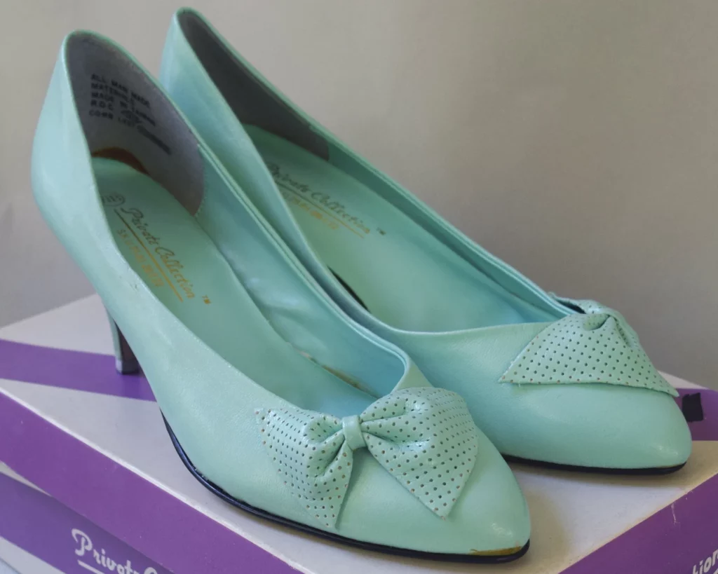 Stunning Mint Wedding Shoe Ideas For Your Big Day 15