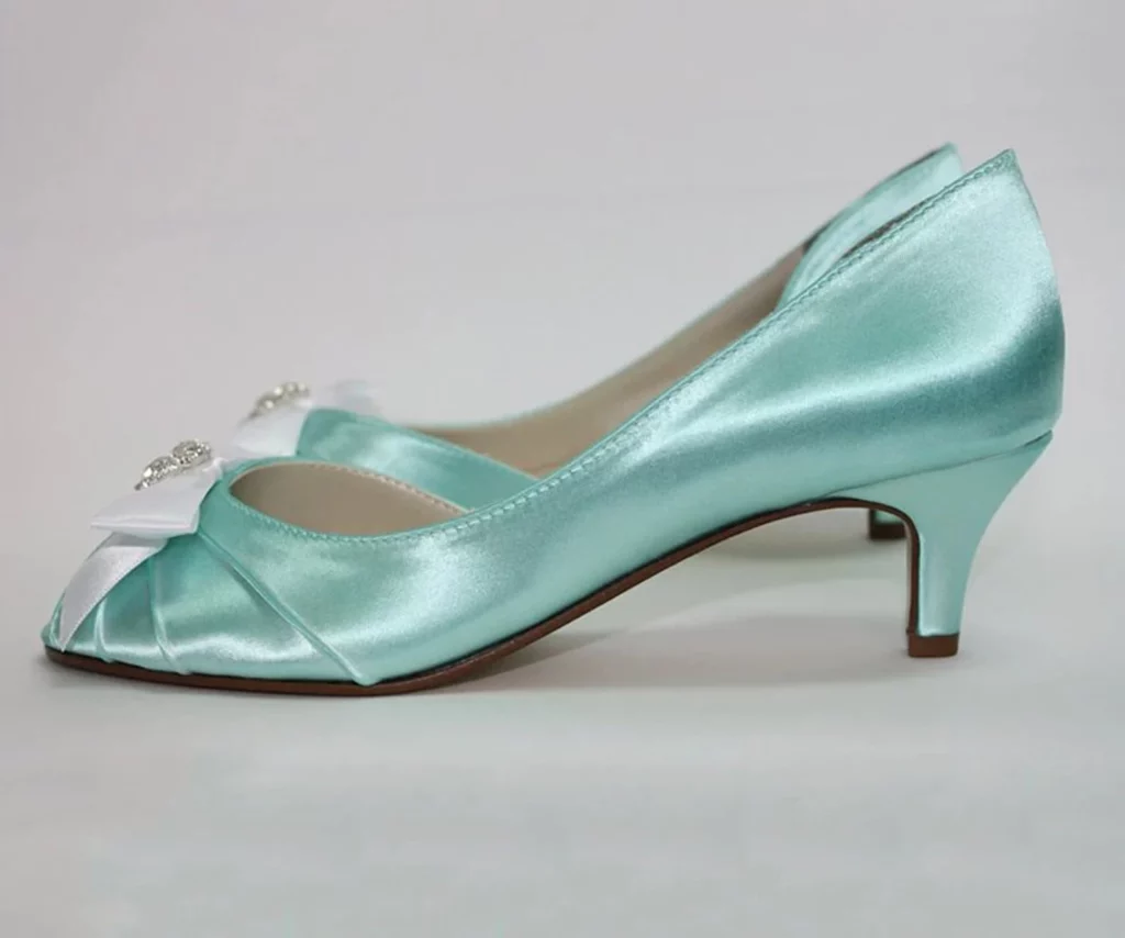Stunning Mint Wedding Shoe Ideas For Your Big Day 7