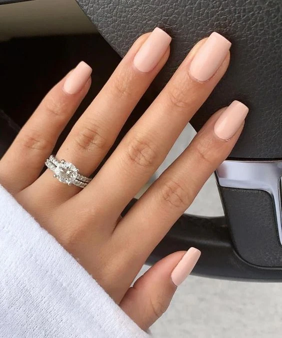 Stunning Wedding Nails Perfect For Your Big Day 21