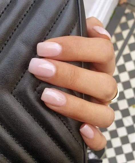 Stunning Wedding Nails Perfect For Your Big Day 27