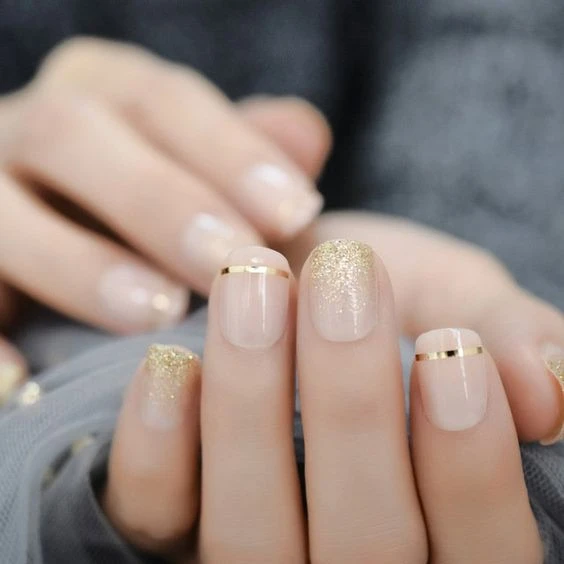 Stunning Wedding Nails Perfect For Your Big Day 29