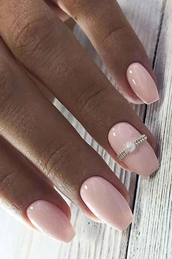 Stunning Wedding Nails Perfect For Your Big Day 9
