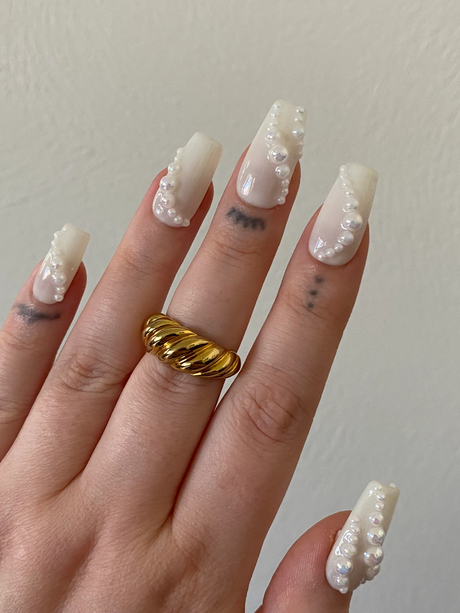  white pearl rhinestone bridal nails art