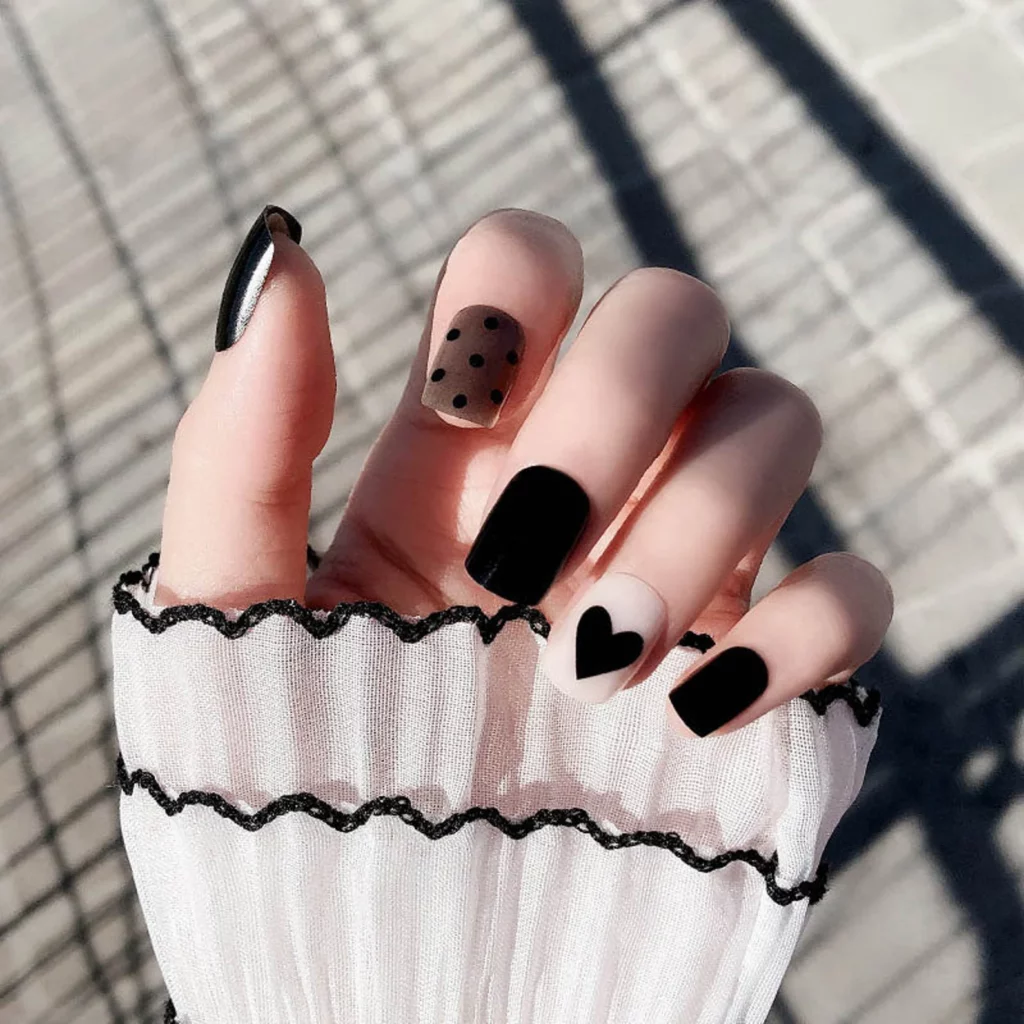 BEPHORA Handmade Black Heart with design Nude Nails Natural Wearable Fashion Bride Square cover press on nails Artificial False Nail