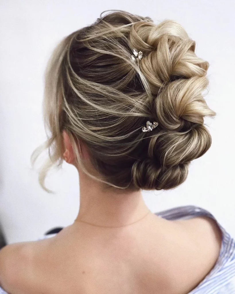 15 Best DIY Wedding Hairstyles38 1