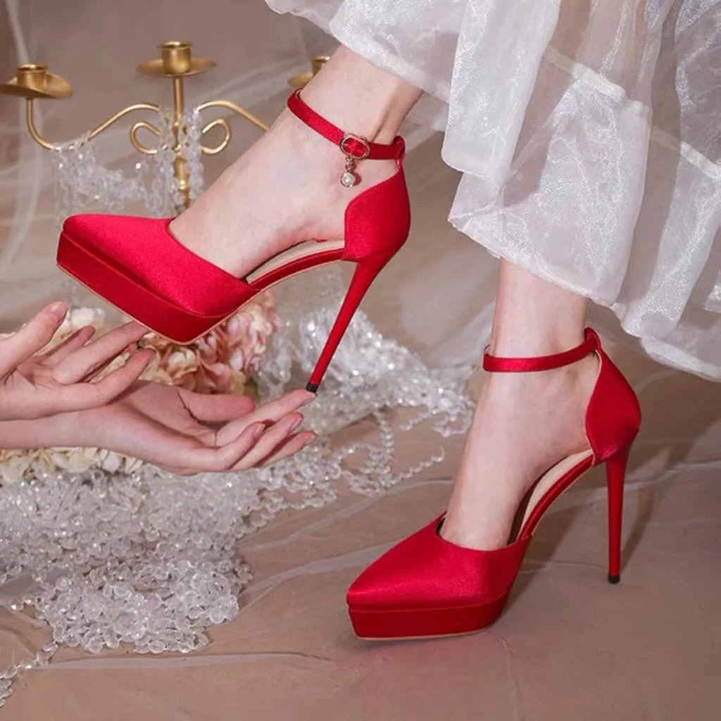 Sexy Red Wedding Shoes For Bride1