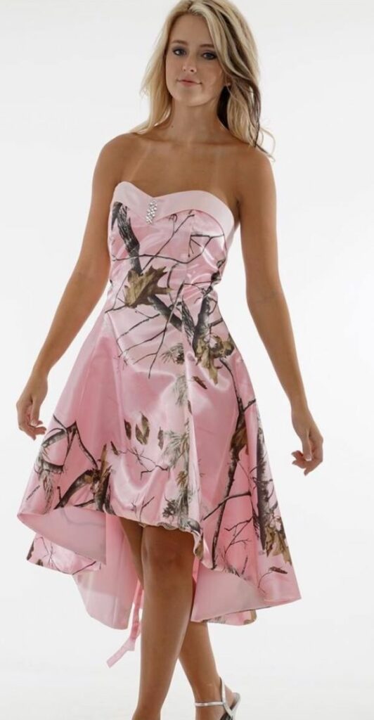 You will feel like a princess in this sweetheart short pink camo wedding dress.