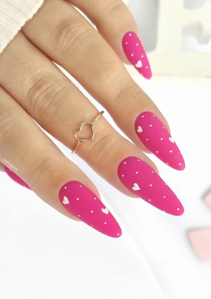 This pretty pink nail art is ideal for Valentine's Day but it can also be used to jazz up any everyday look.