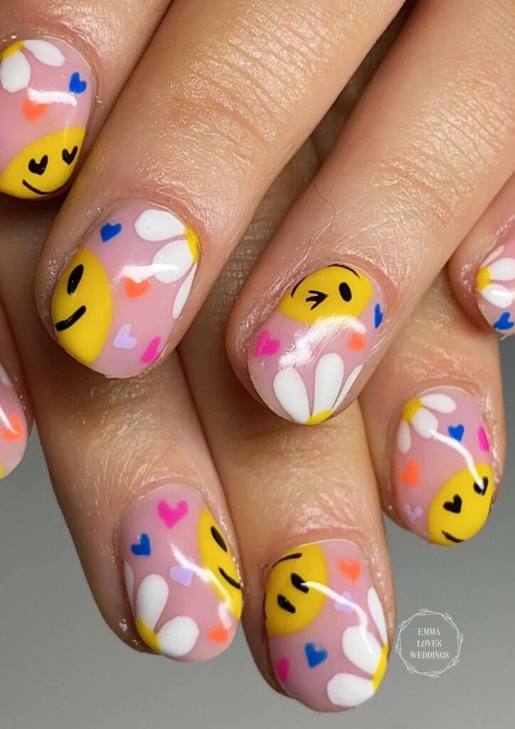 Wow what vibrant manicure ideas for Valentine's Day complete with cheerful flower smiles