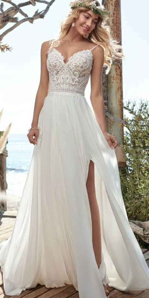 This V-neck chiffon sheath beach wedding dress is lovely and hot. It's lightweight and breathable—perfect for casual wear.