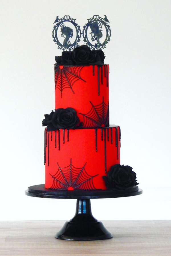 If you're having a Halloween themed wedding a black and red wedding cake would be a stunning addition