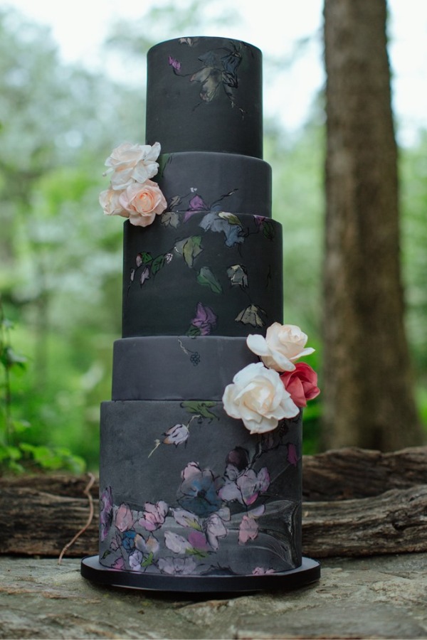 The elegance of black hand painted wedding cake
