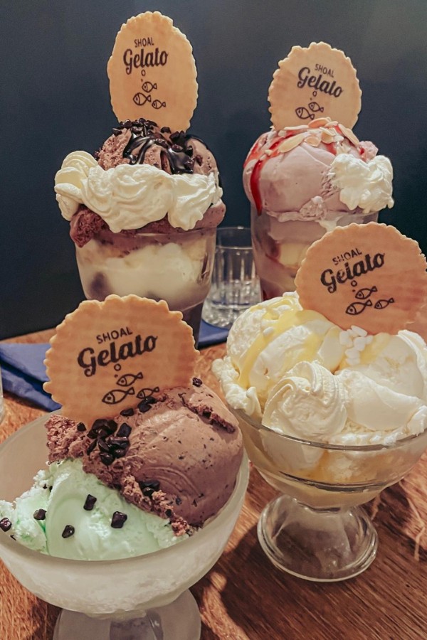 ice cream sundae dessert table ideas