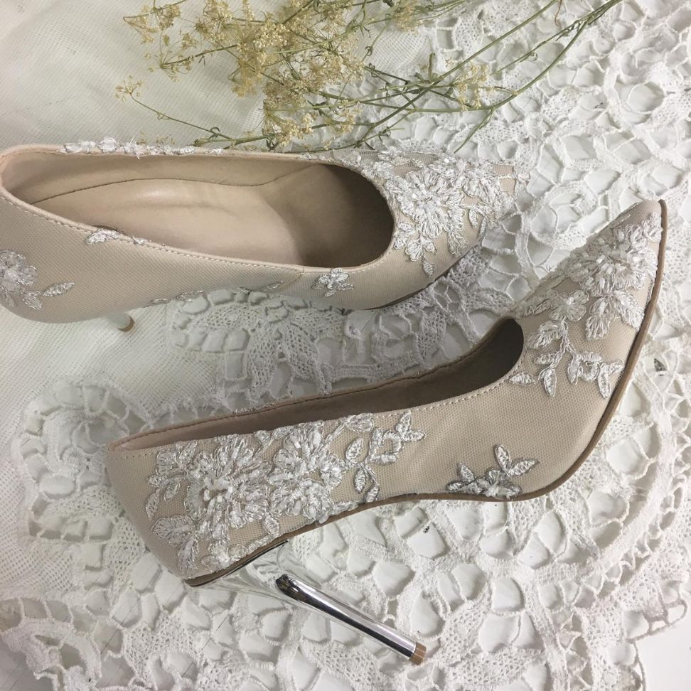 delicate lace with silver thread boho wedding shoes ideas