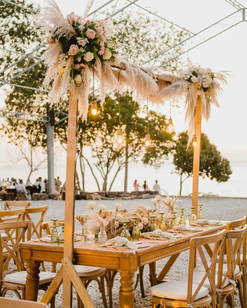 outdoor wedding bohemian pampas grass wedding table setting decoration ideas