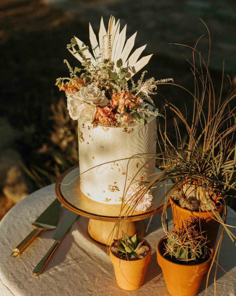 tropical theme boho wedding cake ideas