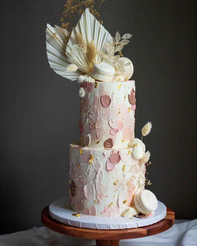 vanilla bohemian style wedding cake ideas