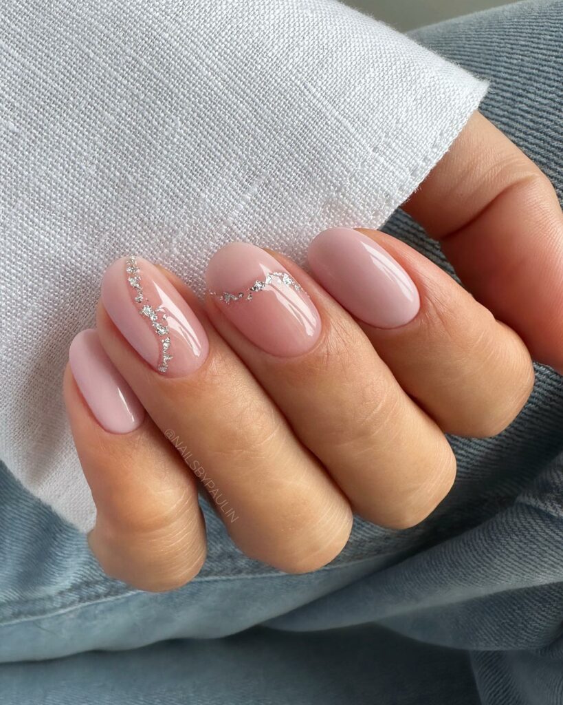 simple short pink bridal nail ideas