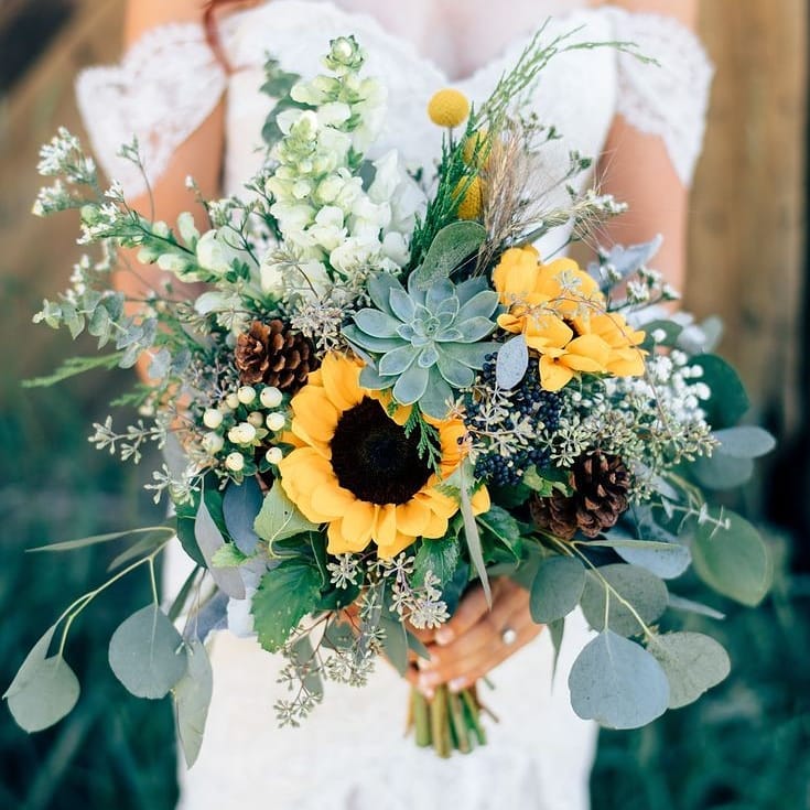 sunflower bridal bouquet for rustic wedding theme