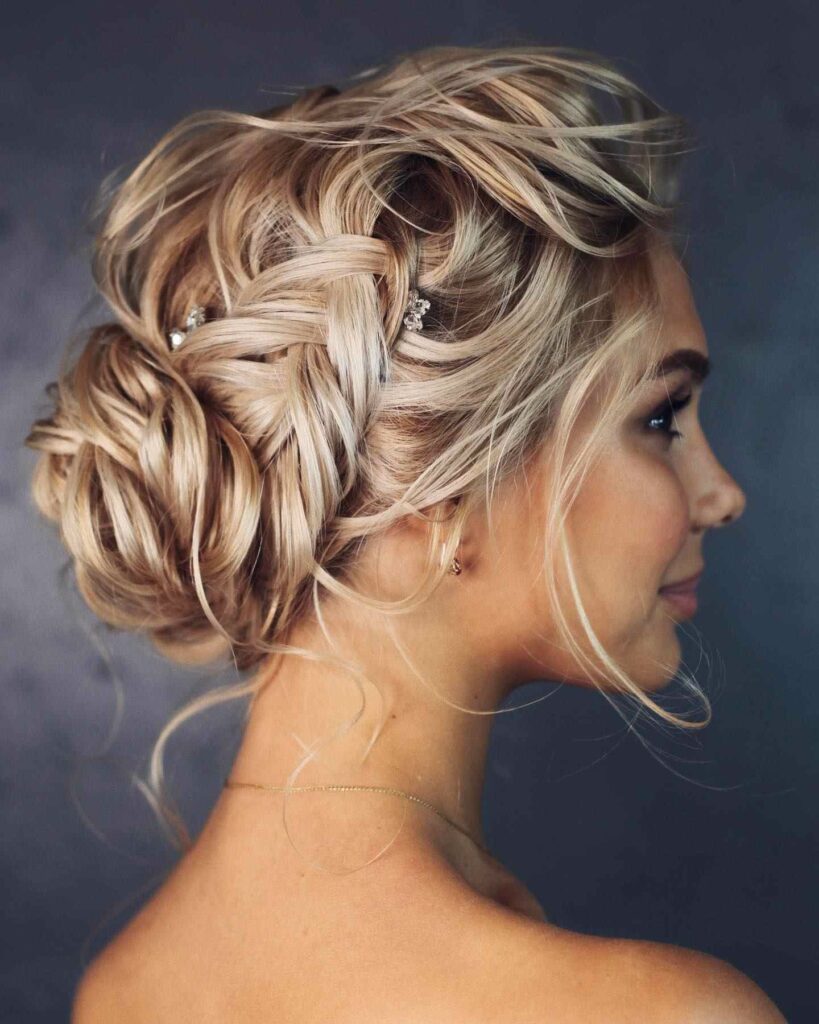 braided wedding hairstyle to add volume in a thin hair