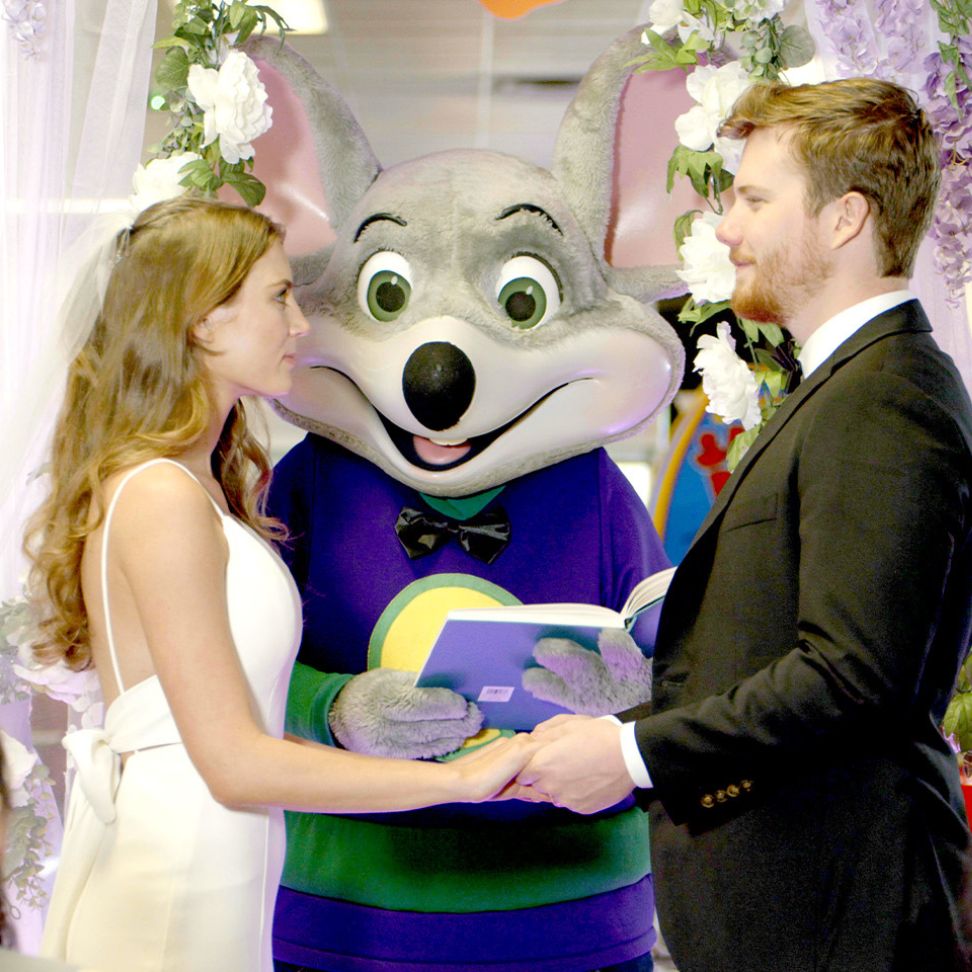 chuck e. cheese wedding ceremony package