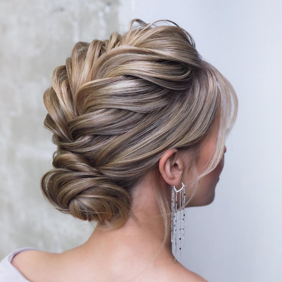 voluminous loose braided thin hair wedding hairstyle