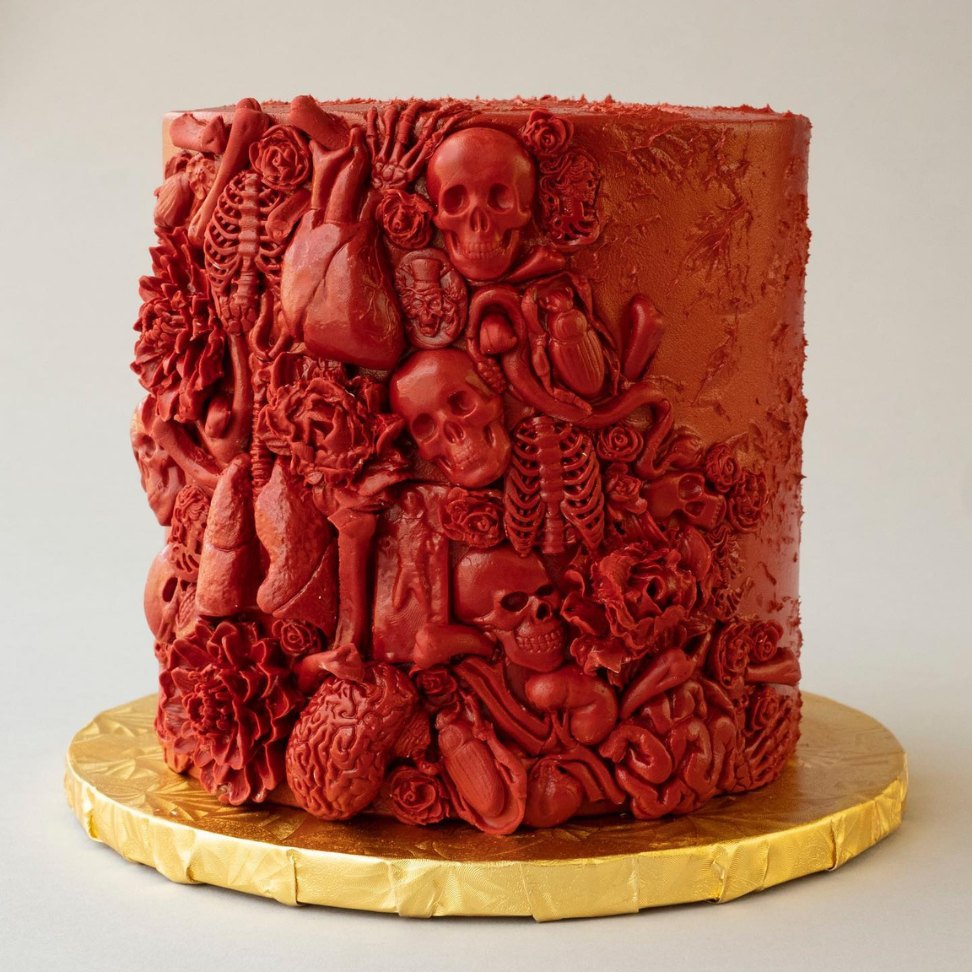 red skull gothic vanilla wedding cake with chocolate mousse