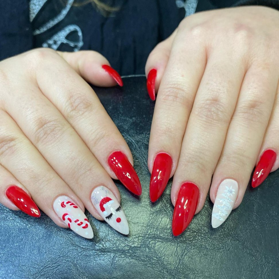 Christmas red and white gel nails