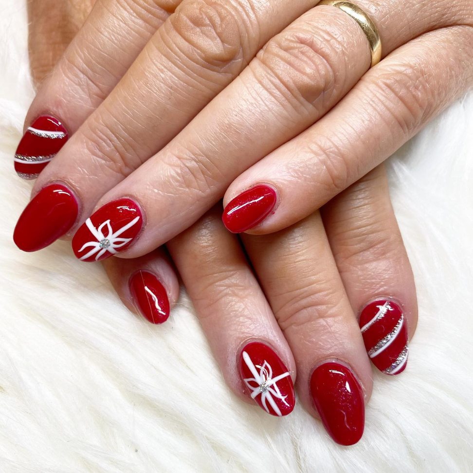 Red Christmas Nails with Snowflake and Stripe Details